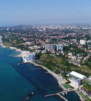 Через суттєві погіршення стану води. В Одесі заборонили купатися на усіх пляжах
