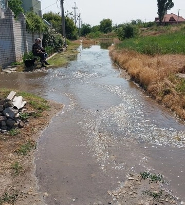 Уровень воды поднялся примерно на пять метров в Херсоне