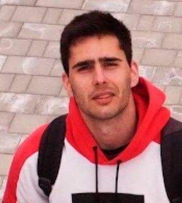 Облив мерію жовто-синьою фарбою і &quot;сів&quot; на 15 років: у Криму засудили художника Богдана Зізу