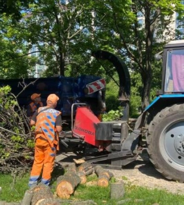Міська влада Дніпра інформує: всі комунальні служби працюють у штатному режимі