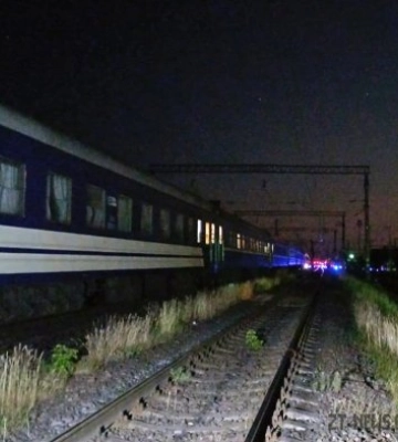 У Коростенській громаді під потяг потрапила 50-річна жінка, її госпіталізували