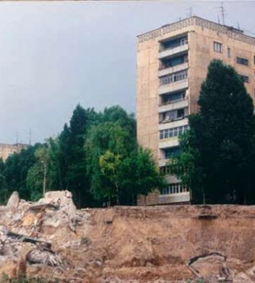 26 років років страшної трагедії відтоді, як у Дніпрі будинок на ж/м Тополя пішов під землю