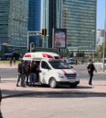 В Астане освободили всех заложников в банке, злоумышленника обезвредили
