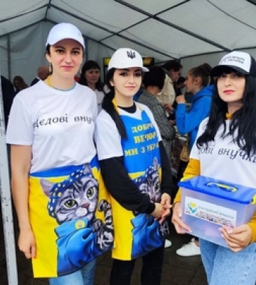 Польова кухня, вироби майстрів, речі з фронту: у Луцьку – благодійний ярмарок на підтримку ЗСУ