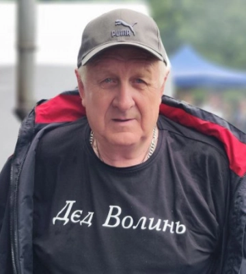 Польова кухня, вироби майстрів, речі з фронту: у Луцьку – благодійний ярмарок на підтримку ЗСУ