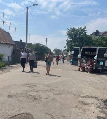 У Костополі в «базарний день» на вуличних торговців складали протоколи
