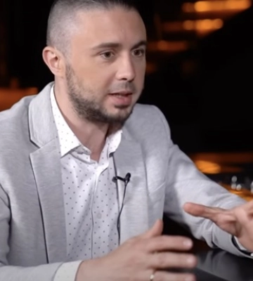 "Має вирости нове покоління". Тополя про українізацію