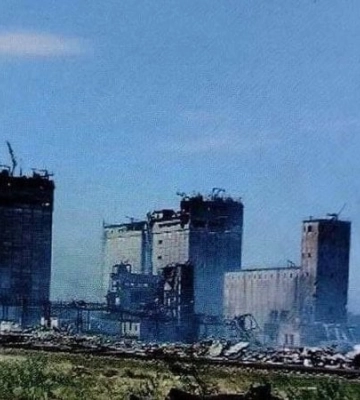 Мощное попадание. Появились фото уничтоженного склада боеприпасов россиян в Херсонской области