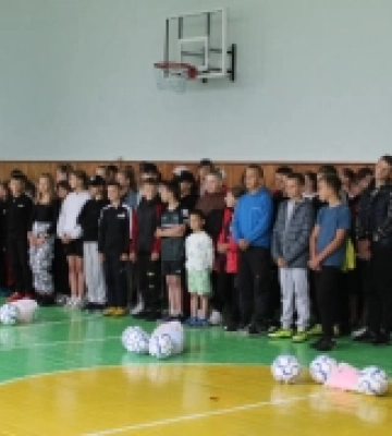 У селі на Волині шукали футбольні таланти серед школярів