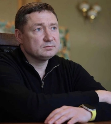 Аеропорт Львів: відкрити не можна чекати