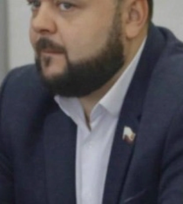 В Сімферополі вибухнуло авто чергового колаборанта: фото і відео