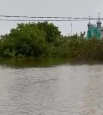 У затопленій Голопристанській громаді відсутні ліки і не працюють магазини