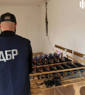 На Львівщині викрили підпільну криптоферму, яку організували керівники філії «Ліси України»