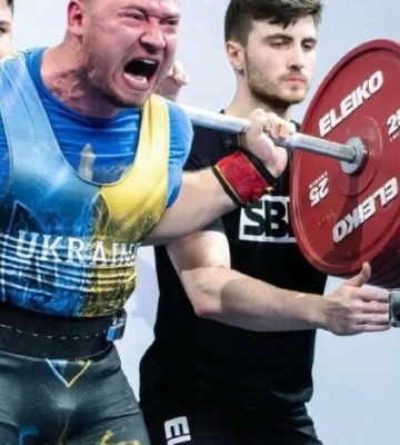 Полтавець Анатолій Новописьменний встановив два світові рекорди на чемпіонаті світу з класичного пауерліфтингу
