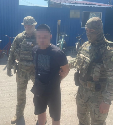 ДБР затримало керівників Держпродспоживслужби Харківщини, які обкладали &quot;даниною&quot;  підприємців