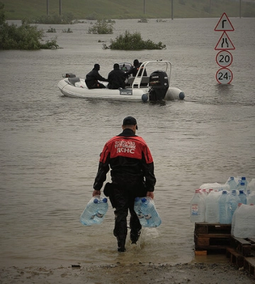5 тисяч гривень допомоги можуть отримати українці, які постраждали від повені після підриву росіянами Каховської ГЕС