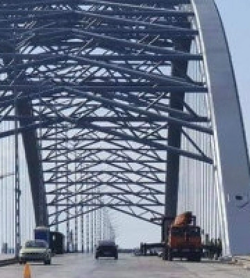 На розкраданні при будівництві Подільського мосту підозрюють ще трьох учасників схеми