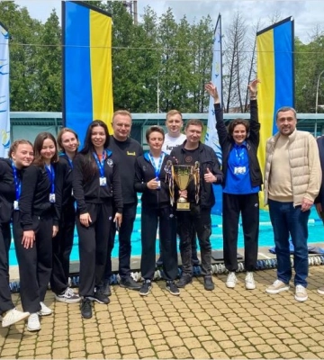 Львівські ватерполістки  вперше перемогли у національному чемпіонаті