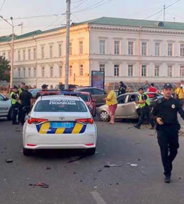 У Полтаві сталася ДТП за участі трьох автівок (ФОТО)