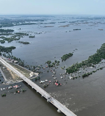 Украинцам показали, что сейчас происходит с Каховским водохранилищем возле ЗАЭС (видео)