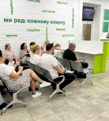 Адміністраторів сервісних центрів МВС навчають жестової мови - міністерство