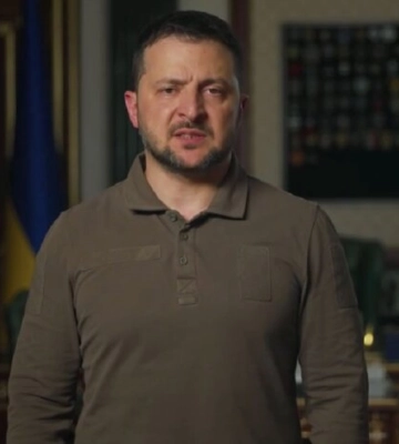 &quot;Окупанти вже усвідомили, що і з Криму їм доведеться втекти&quot;: Зеленський про підрив росіянами Каховської ГЕС