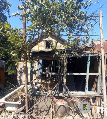 На Донеччині через ворожі обстріли за добу зазнали руйнувань понад 20 цивільних об’єктів (ФОТО)