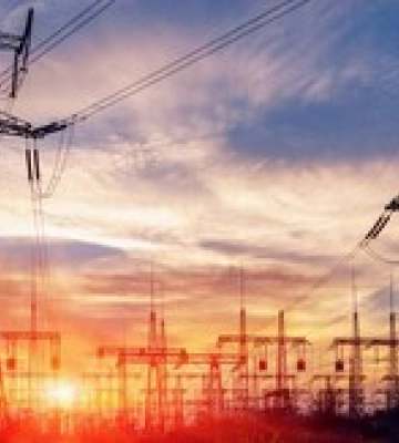 Унаслідок нічної атаки пошкоджено електромережі у двох областях – Міненерго