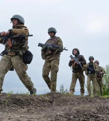 Україна вивезла з Угорщини трьох полонених - МЗС