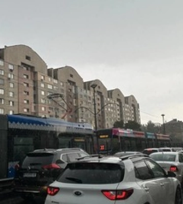 Діставайте човни: на Київ обрушилася потужна злива, фото та відео
