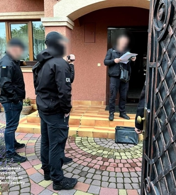 Закарпатця підозрюють у незаконному переправленні військовозобов’язаних за кордон