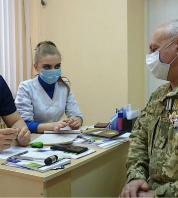 У лікарнях Прикарпаття не прийматимуть чоловіків від 18 до 59 років без погодження з ТЦК
