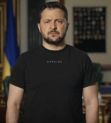 Зеленский отреагировал на обстрел спасателей в Херсоне