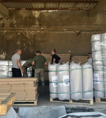До постраждалих від підриву Каховської ГЕС населених пунктів Миколаївщини передано гуманітарну допомогу