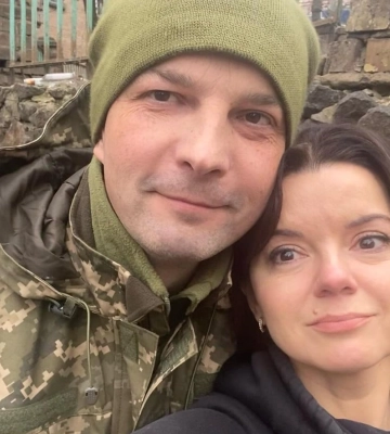 Не виделись 8 месяцев: Маричка Падалко показала трогательную встречу мужа-военного с дочками Не виделись 8 месяцев: Маричка Падалко показала трогательную встречу мужа-военного с дочками