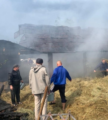 На Березнівщині вогнеборці ліквідували пожежу у приватному господарстві
