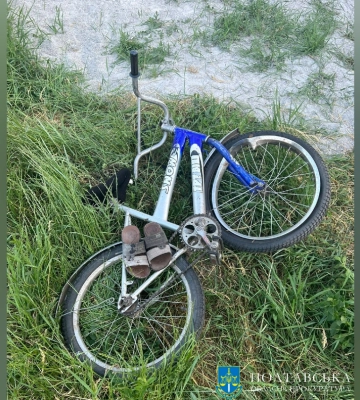 На Полтавщині взяли під варту водія мотоцикла, якого підозрюють у травмуванні малолітнього велосипедиста