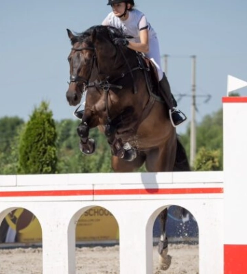 Спортсменка Агрофірми Корнацьких - переможниця маршруту &quot;Parade allure”. Фото