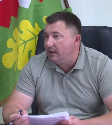 Мер міста Ківерці хоче витратити 150 млн на стадіон та бігові доріжки. Каже, що ЗСУ вже всім забезпечені