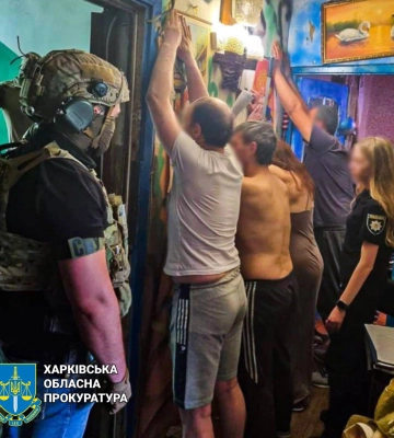 Варили “винт”: на Харківщині затримали організовану групу наркоторговців