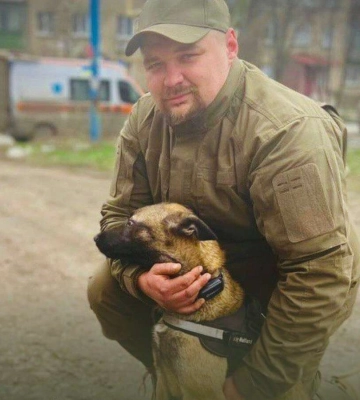 Вівчарка, яку прихистили тероборонівці Кривого Рогу, допомогла їм знищити ворожу ДРГ