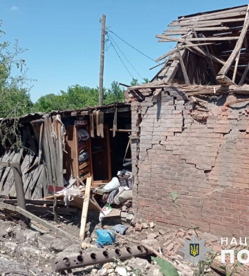 Війська РФ за добу обстріляли 13 міст та сіл Донеччини, застосували авіабомбу ФАБ-500