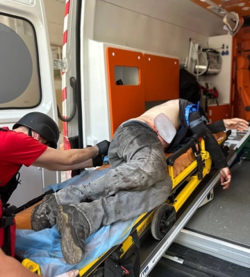 В Херсоні помер ще один працівник тролейбусного депо, поранений внаслідок російського обстрілу