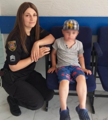 Біля торговельного центру в Одеській області загубилася дитина