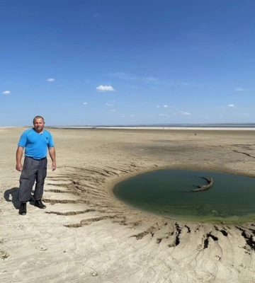 Ось, що залишилося від Каховського водосховища: схоже на пустелю