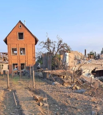 Вночі окупанти атакували житловий сектор та інфраструктурні об’єкти у Дніпрі: є постраждалі