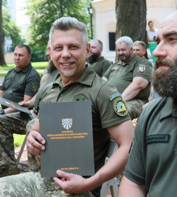 В Україні відбувся другий випуск військових капеланів - Генштаб