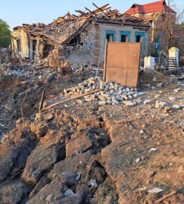 Ворог масовано атакував Дніпропетровщину, 8 постраждалих. Знищено 4 будинки, 25 - пошкоджено, - ОВА. ФОТОрепортаж