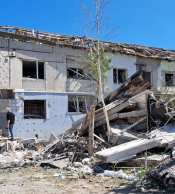 Російський обстріл знищив чотири приватні будинки в Дніпрі, є постраждалі – ОВА