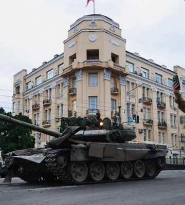 Пригожин заявил о взятии под контроль военных объектов в Ростове